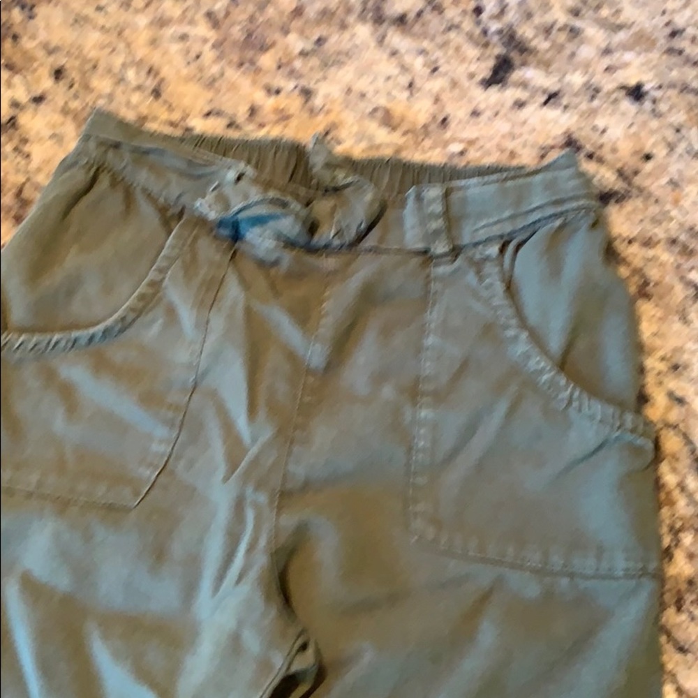 Jogger - Picture 3 of 5